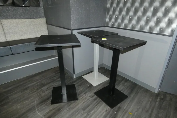 3x Stehtisch Maße in cm je ca. 60 x 60